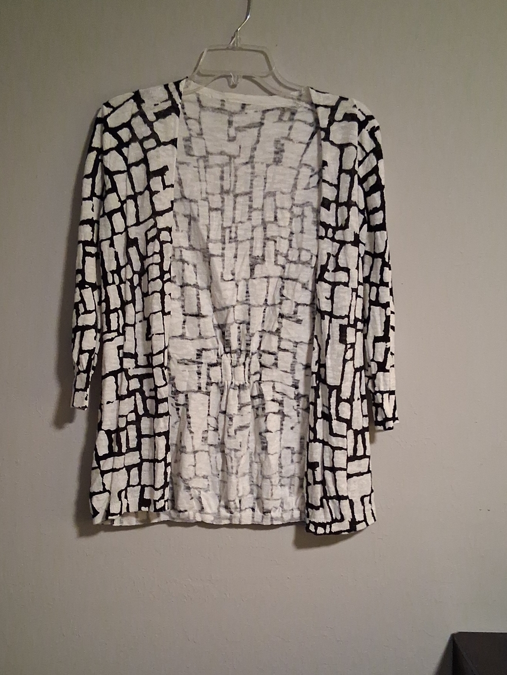 Chico's Black and White Open-Front Geometric Cardigan